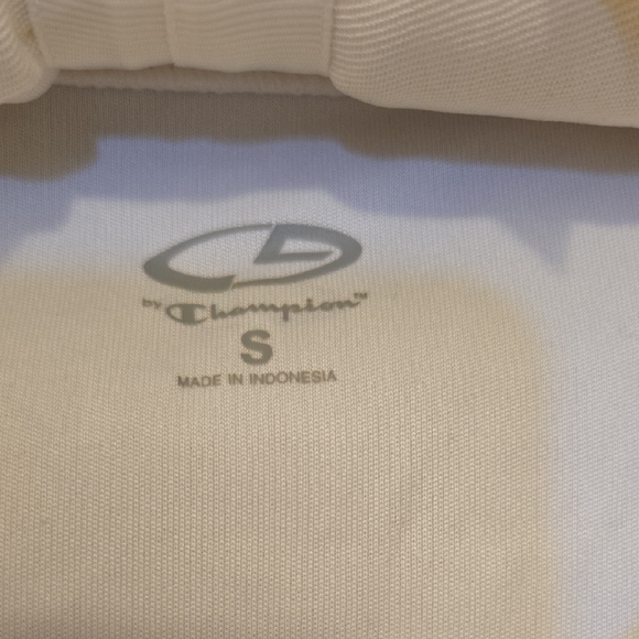 Champion White Long Sleeve Athletic Top - Picture 2 of 5